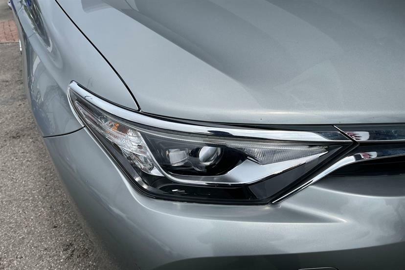 Toyota Auris Design Hev Vvt-i Cvt Grey #46
