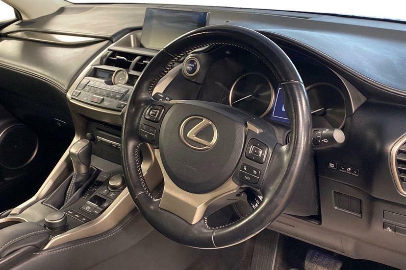 Lexus NX 300H 2.5 Sport Cvt Blue #5