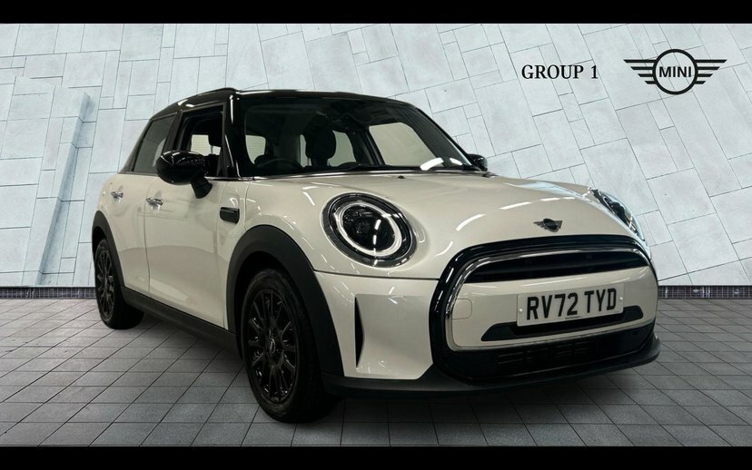 Mini Hatch 5-Door Hatch Cooper Classic RV72TYD White