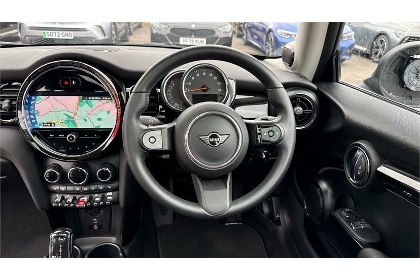 Mini Hatch 1.5 Cooper Classic LO72NYB Black #5