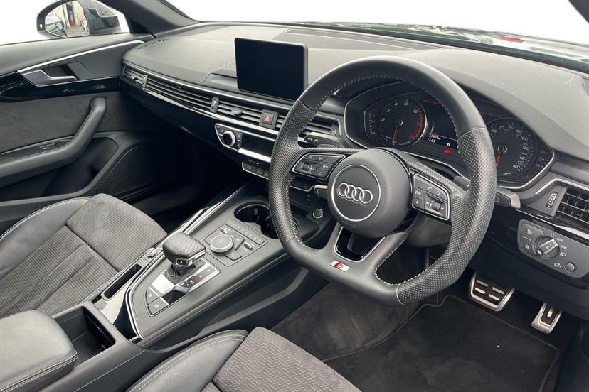 Audi A4 40 Tfsi Black Edition S Tronic AX19HXG Black #6