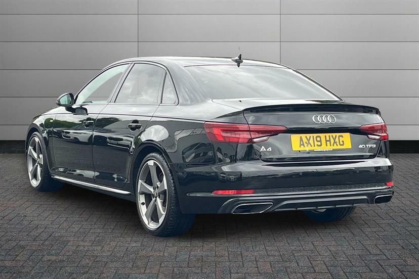 Audi A4 40 Tfsi Black Edition S Tronic AX19HXG Black #3