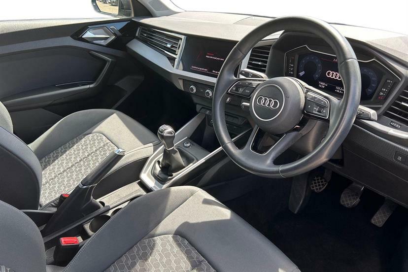 Audi A1 25 Tfsi Sport LS23TWC Black #6