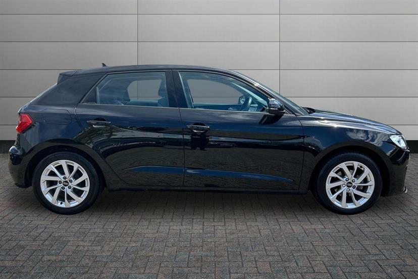 Audi A1 25 Tfsi Sport LS23TWC Black #4
