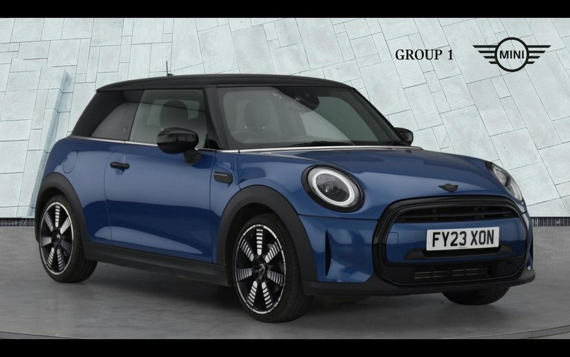 Mini Hatch 3-Door Hatch Cooper Exclusive Blue
