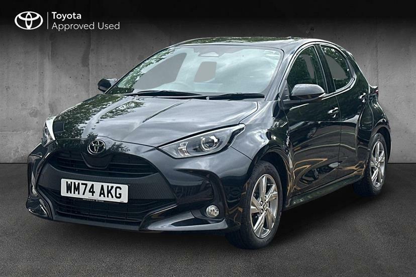 Toyota Yaris 1.5 Hybrid Icon Cvt WM74AKG Black #3