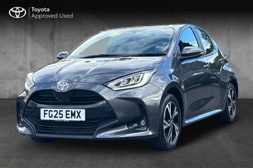 Toyota Yaris 1.5 Hybrid Design Cvt Grey #3