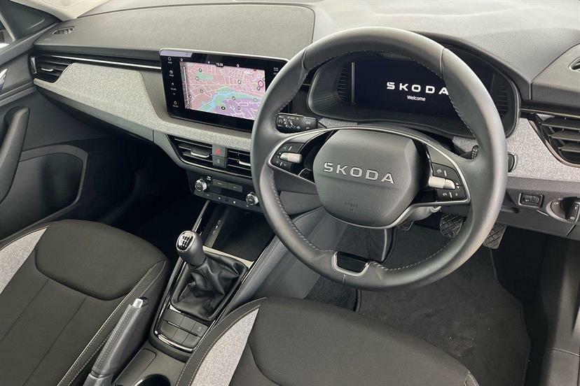 Skoda Kamiq 1.0 Tsi Se Edition GK75KLC Black #6