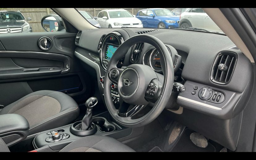 Mini Countryman Countryman Cooper S E Classic Black #6