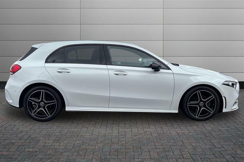 Mercedes-Benz A Class A200d Amg Line Executive KN23XSE White #3