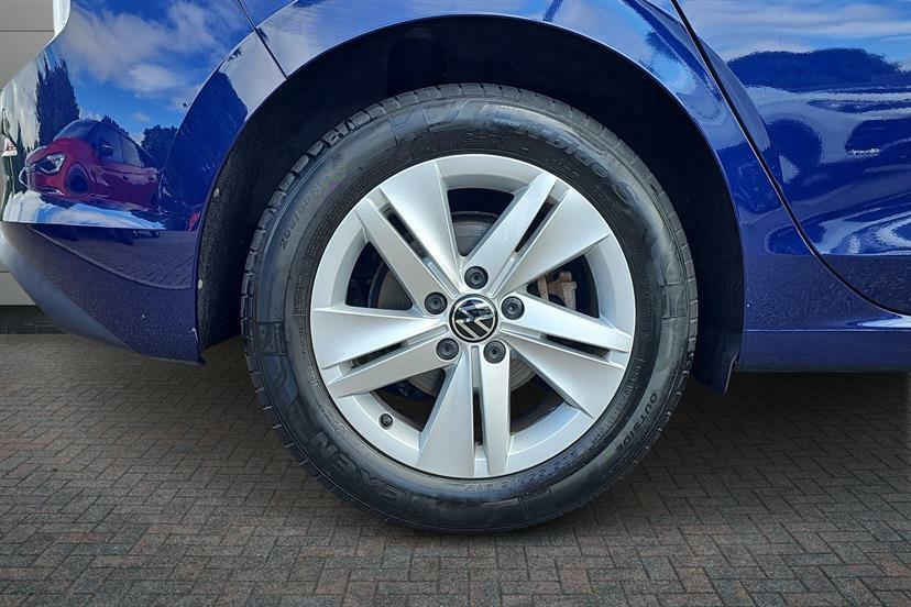 Volkswagen Golf 1.5 Tsi 150 Life DG24JYZ Blue #5