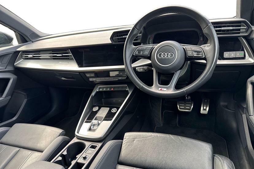 Audi A3 35 Tfsi S Line S Tronic EA22PZU Black #6