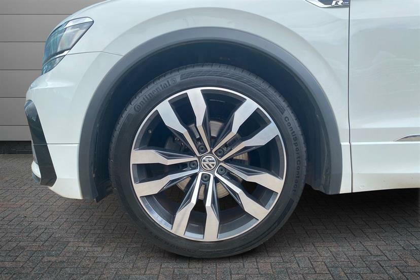 Volkswagen Tiguan 2.0 Tdi 150 R-line Dsg GJ68OTW White #5