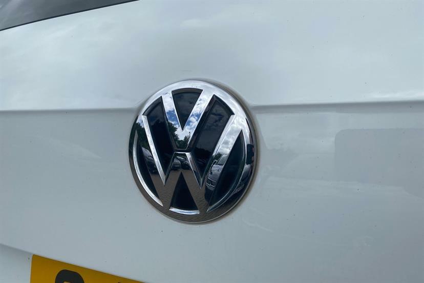 Volkswagen Tiguan 2018 2.0 Tdi Sel Suv 4Motion Eur Blue #12