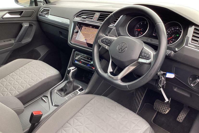 Volkswagen Tiguan 1.5 Tsi 150 Life Dsg EN72OYW Silver #6