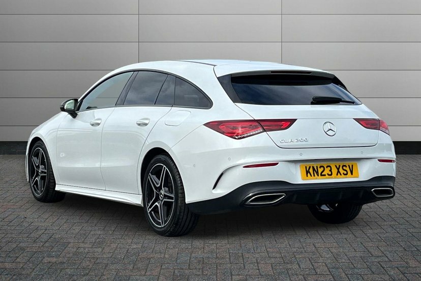 Mercedes-Benz CLA Class Cla200 Amg Line Executive Shooting Brake Pet KN23XSV White #2