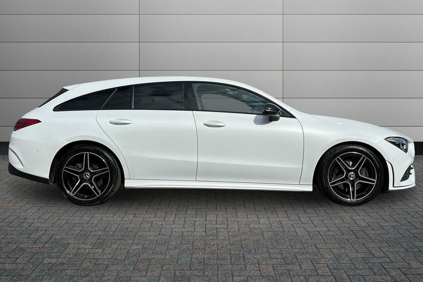 Mercedes-Benz CLA Class Cla200 Amg Line Executive Shooting Brake Pet KN23XSV White #3