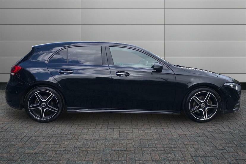 Mercedes-Benz A Class A180 Amg Line Premium Black #3
