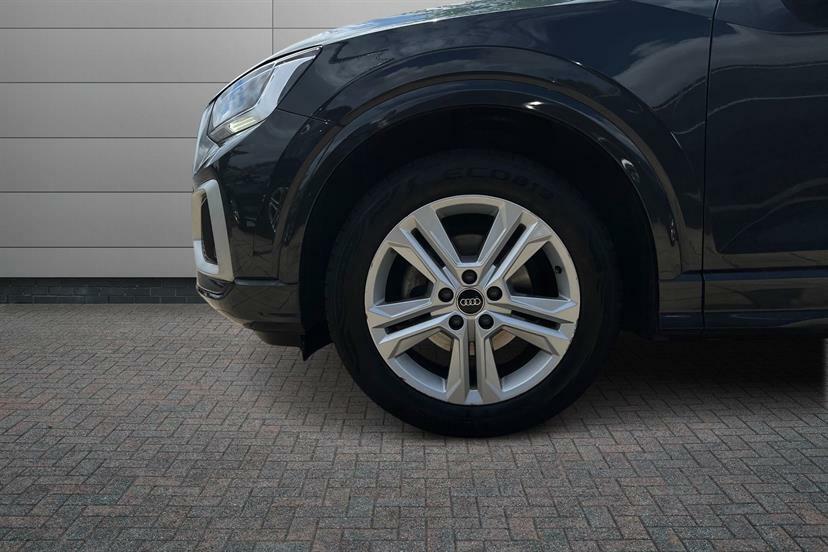 Audi Q2 35 Tfsi Sport S Tronic LS22UZN Grey #5
