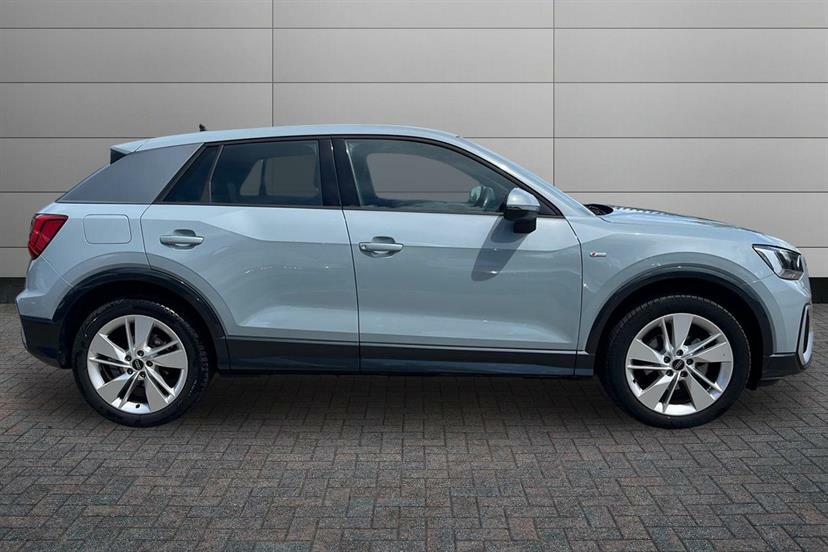 Audi Q2 30 Tfsi S Line Grey #3