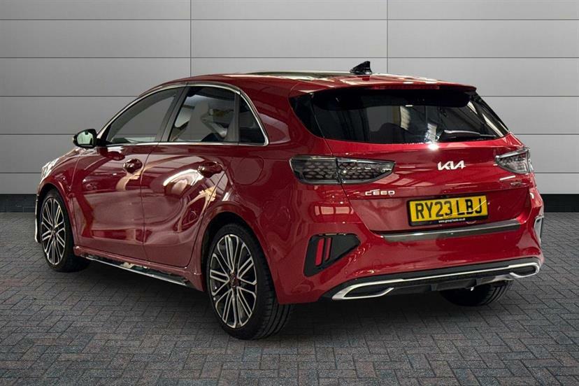 Kia Ceed 1.5T Gdi Isg Gt-line S RY23LBJ Red #3