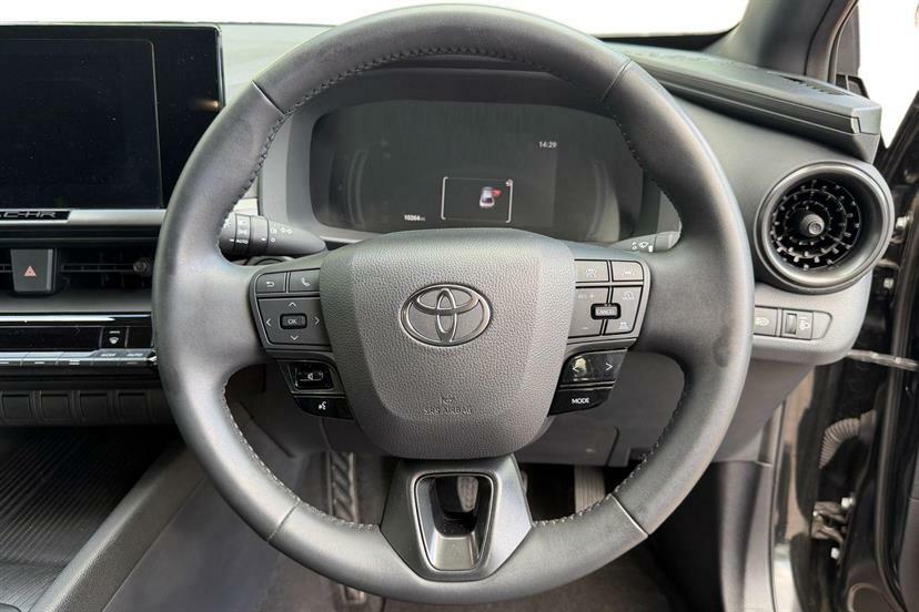 Toyota C-Hr 1.8 Hybrid Icon Cvt GX74YVH Black #6