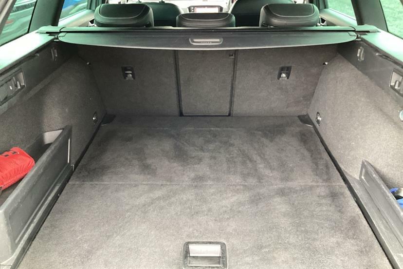 Volkswagen Passat 2.0 Tdi Evo Se Nav Estate Euro 6 Red #10