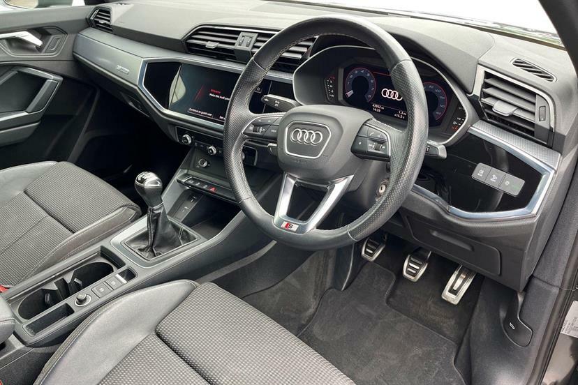 Audi Q3 35 Tfsi S Line LV21OCP Grey #6