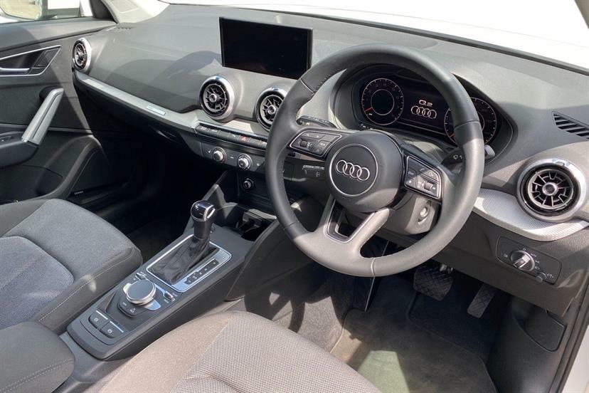 Audi Q2 35 Tfsi Sport S Tronic Cs DG23ZTX White #5