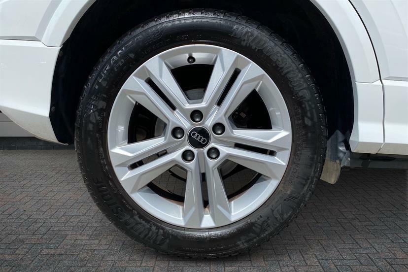 Audi Q2 35 Tfsi Sport S Tronic Cs DG23ZTX White #4