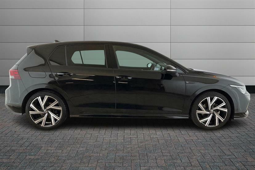 Volkswagen Golf 1.5 Tsi 150 R-line AO24VBA Black #4