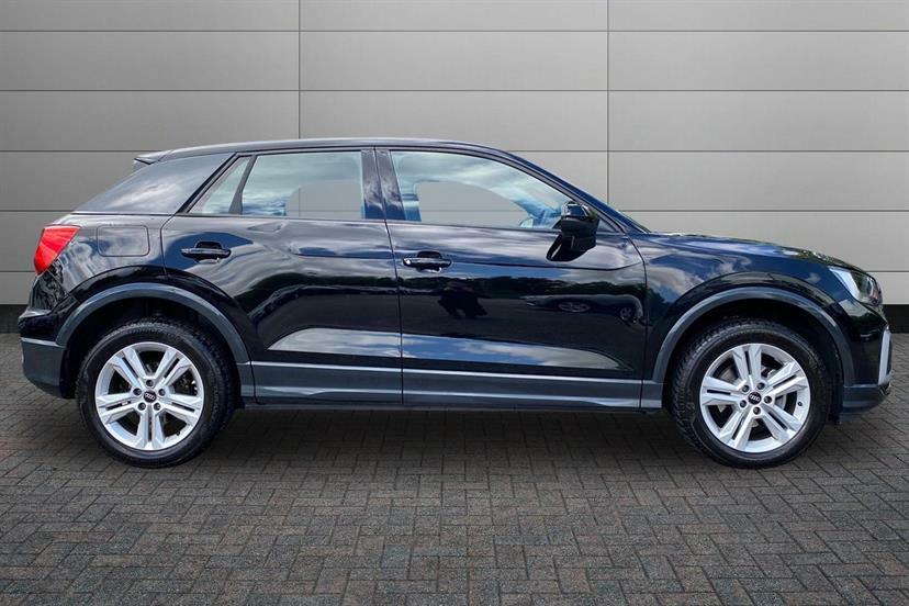 Audi Q2 30 Tfsi 116 Sport DA25XCJ Black #4