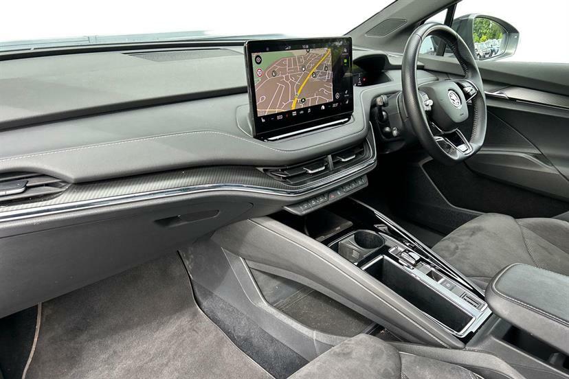 Skoda ENYAQ 150Kw 80 Sportline 82Kwh Silver #2