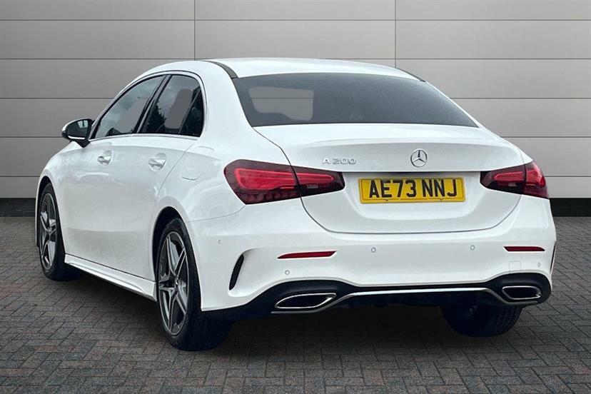Mercedes-Benz A Class A200 Amg Line Executive White #2
