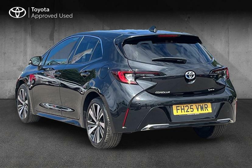 Toyota Corolla 1.8 Hybrid Design Cvt Black #2