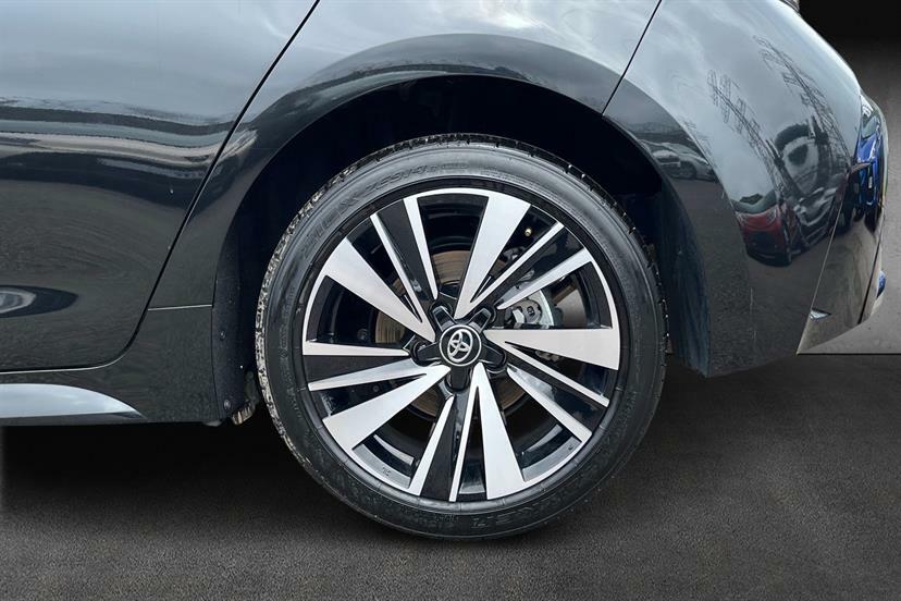 Toyota Corolla 1.8 Hybrid Design Cvt Black #4