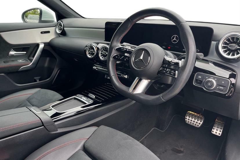 Mercedes-Benz A Class A200 Amg Line Executive White #5