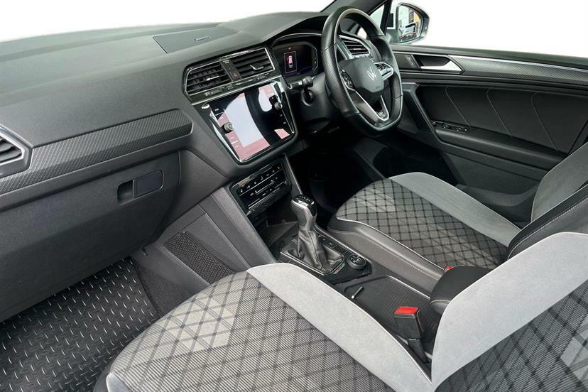 Volkswagen Tiguan 2.0 Tdi 4Motion R-line Dsg YL21HVX White #2