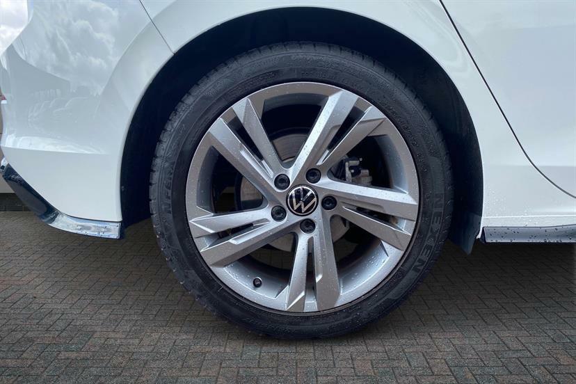 Volkswagen Golf 1.5 Etsi 150 R-line Dsg MJ23UWL White #5
