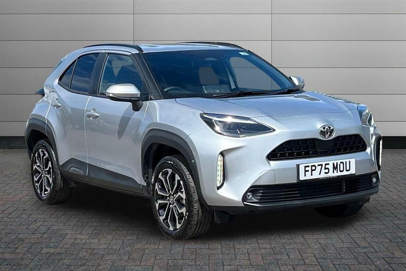 Toyota Yaris Cross 1.5 Hybrid Design Cvt Silver