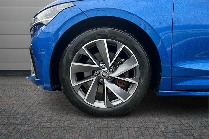 Skoda ENYAQ 195Kw 80X Sportline 82Kwh 4X4 Blue #5