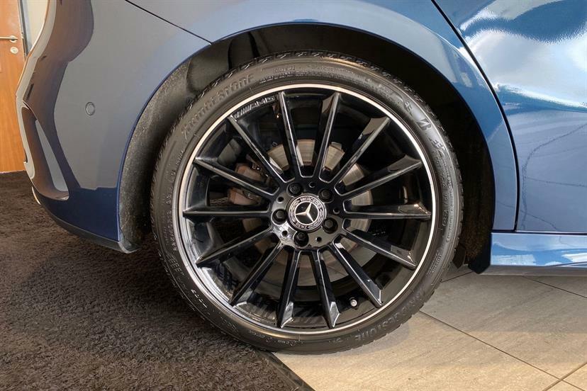 Mercedes-Benz A Class A200 Amg Line Premium Plus Night Edition Blue #4