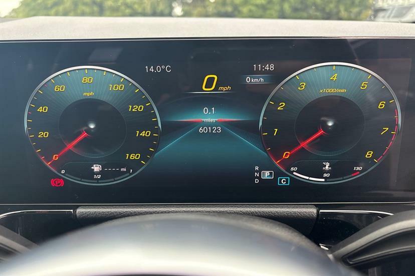 Mercedes-Benz GLA Class 200 Amg Line Premium KM23JNK Blue #6
