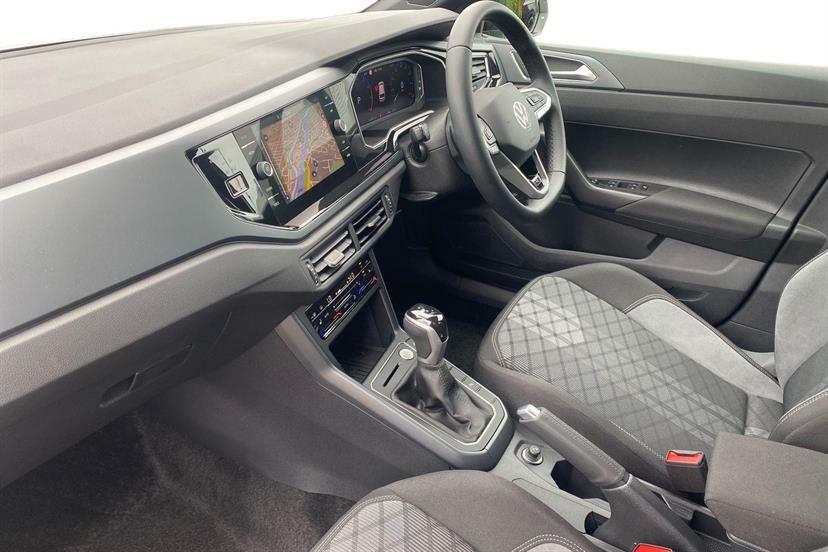 Volkswagen Polo 1.0 Tsi 115 Black Edition Dsg MM75WTF Black #2