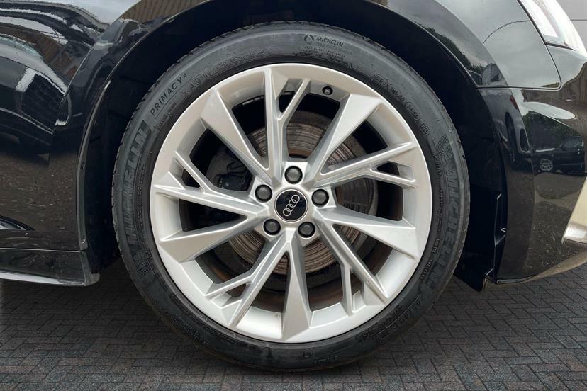 Audi A5 35 Tfsi Sport S Tronic HF24WBT Black #5