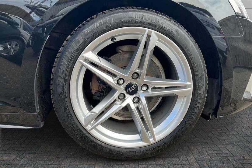 Audi A5 35 Tfsi Sport S Tronic YC24SXX Black #5