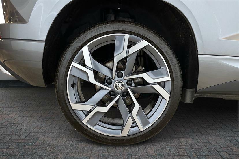 Skoda Karoq 1.5 Tsi Sportline Grey #5