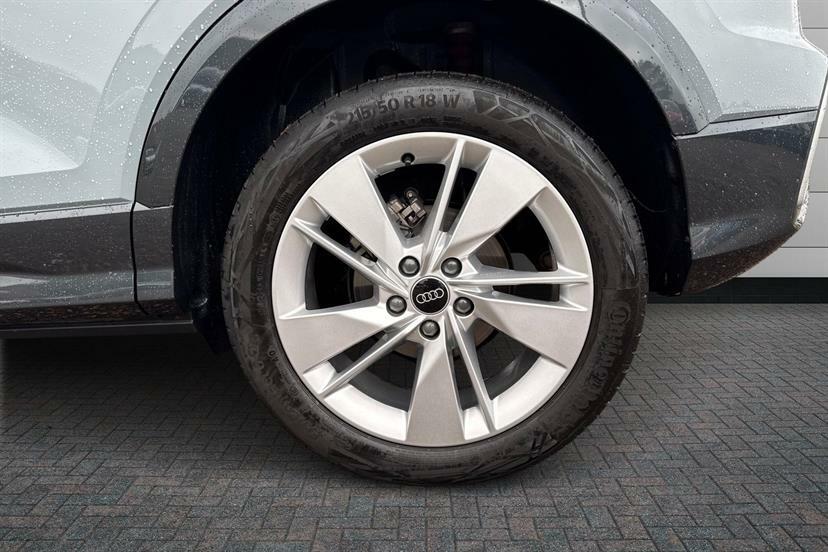 Audi Q2 30 Tfsi 116 S Line LN75NWL Grey #5
