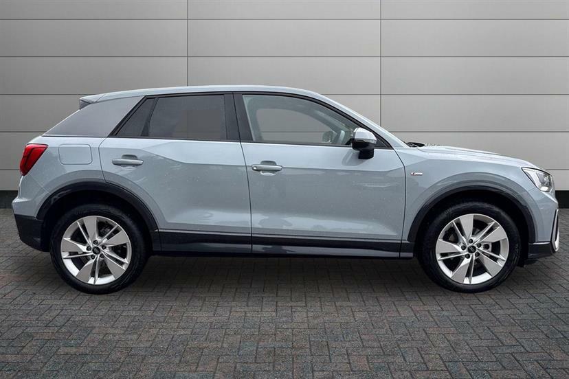 Audi Q2 30 Tfsi 116 S Line LN75NWL Grey #4