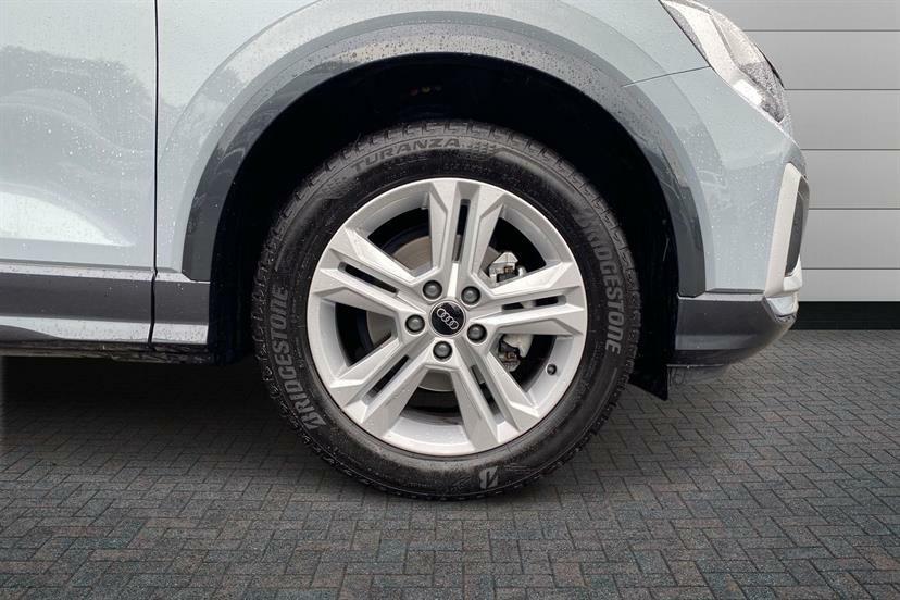 Audi Q2 35 Tfsi Sport S Tronic Tech WR25TKV Grey #5